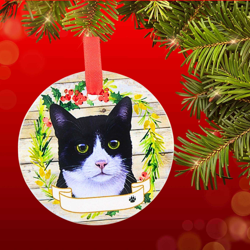 66542 Ceramic Black And White Cat Ornament 5513